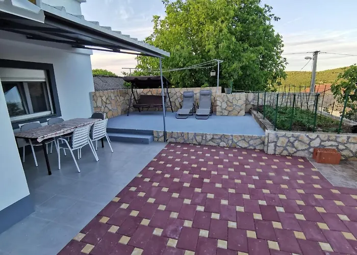 Vinko In Rural Area Of For 5 Persons *